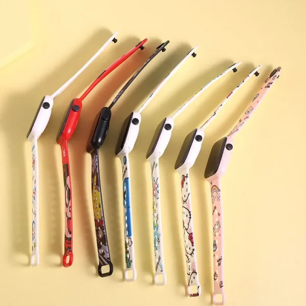 الرسوم المتحركة الجديدة الملونة المطبوعة طالب LED الساعات الإلكترونية العصرية المطبوعة مربع Y1 زر الساعات الإلكترونية