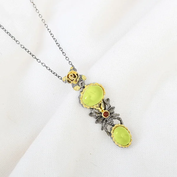 Gold Plated Sterling Silver Spider Charm 18 Inch Chain Necklace Red Garnet Prehnite Gemstone Pendant Classic Dainty Unisex