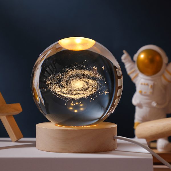 1pc USB Cable 3D Moon/Sky Crystal Ball, Wooden Base Crystal Ball, Creative Crystal Ball Night Lamp, Desktop Decor, Christmas Gift