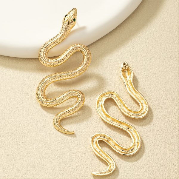 مبالغ فيها الأقراط على شكل ثعبان